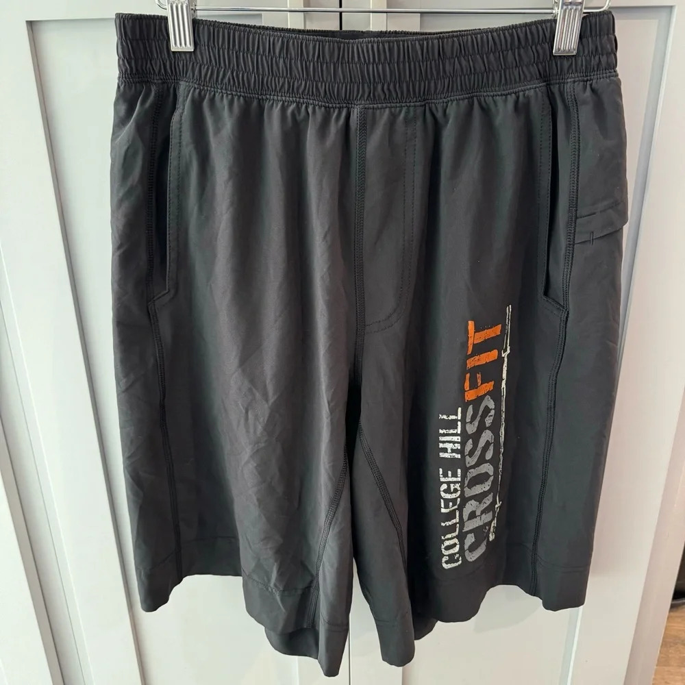 Lululemon Men’s Black Shorts College Hill CrossFit Logo‎ size Medium gym workout